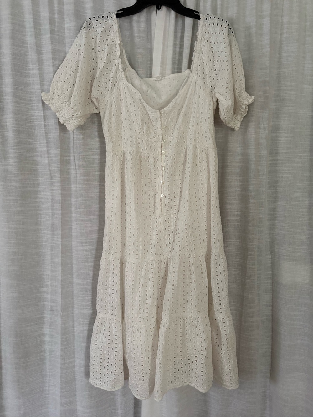 NWOT White Eyelet Tiered Dress - Picture 2 of 4